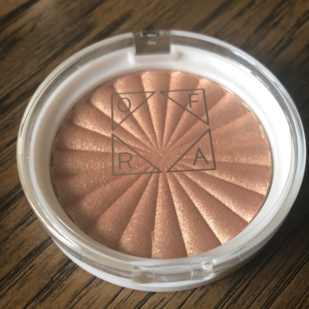 Makeup sampler - Picture 2 of 5
